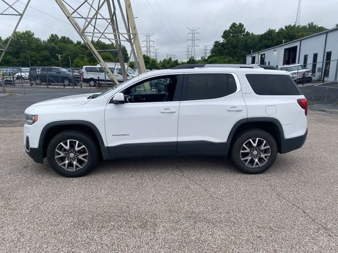 Used 2023 GMC Acadia SLT AWD/4WD image 1