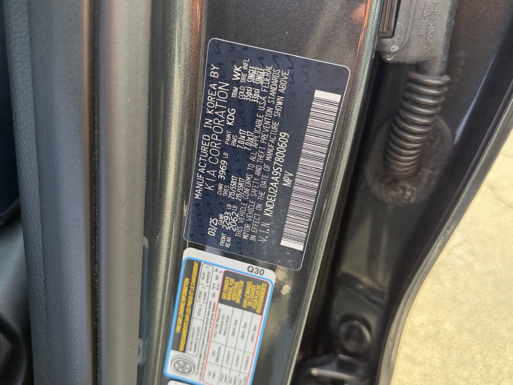 Certified 2025 Kia Seltos S FWD image 32
