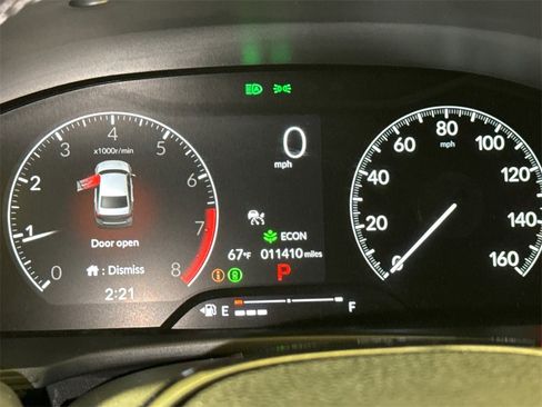 Certified 2025 Honda Civic Sport image 31