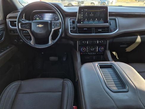 Used 2022 Chevrolet Suburban High Country image 19