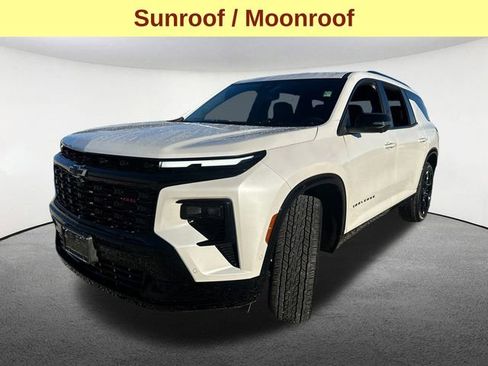 Used 2025 Chevrolet Traverse RS w/ LPO, Floor Liner Package image 5