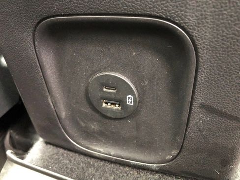 Used 2022 Ford Escape SE w/ SE Sport Appearance Package AWD/4WD image 25