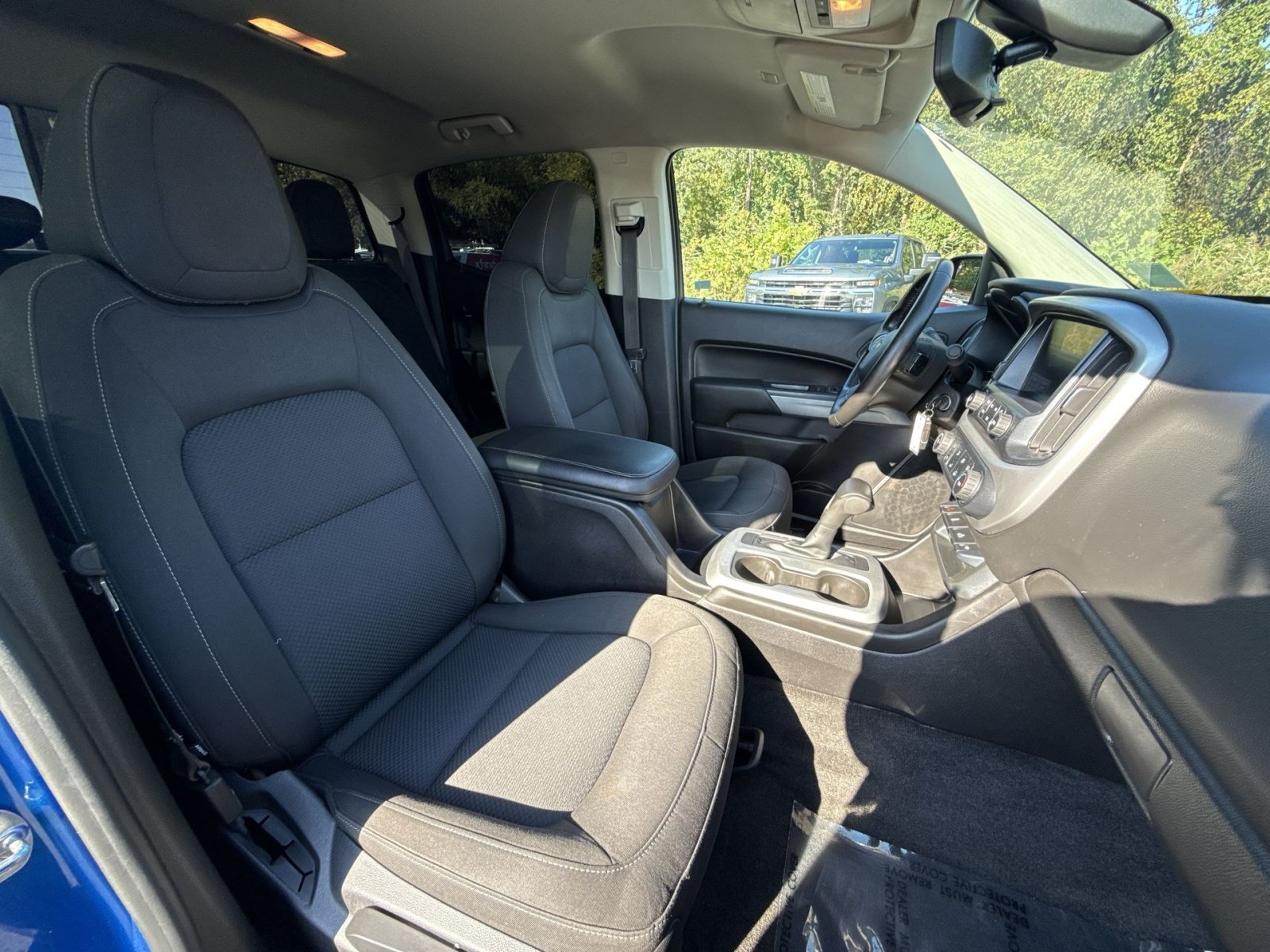Used 2018 Chevrolet Colorado LT w/ LT Convenience Package RWD image 28