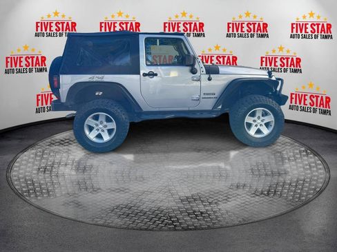 Used 2017 Jeep Wrangler Sport w/ Quick Order Package 24S AWD/4WD image 8