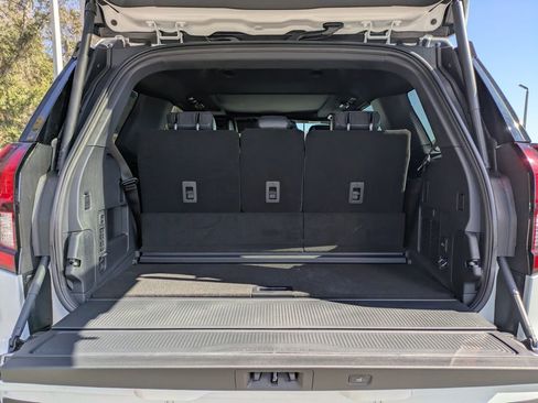 New 2026 Ford Expedition Platinum w/ Stealth Appearance Package AWD/4WD image 13