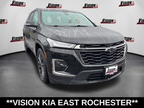 Used 2024 Chevrolet Traverse RS AWD/4WD image 3
