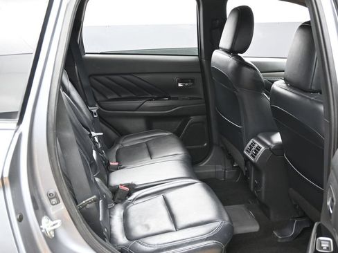 Used 2022 Mitsubishi Outlander SEL AWD/4WD image 33