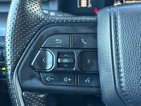 Used 2025 Toyota Tacoma SR5 image 19