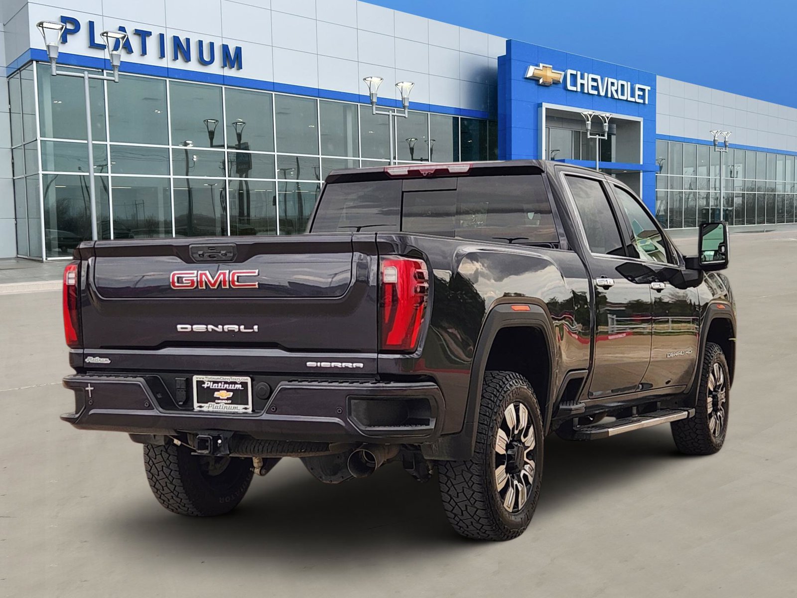 Certified 2024 GMC Sierra 2500 Denali w/ Denali Reserve Package AWD/4WD image 5