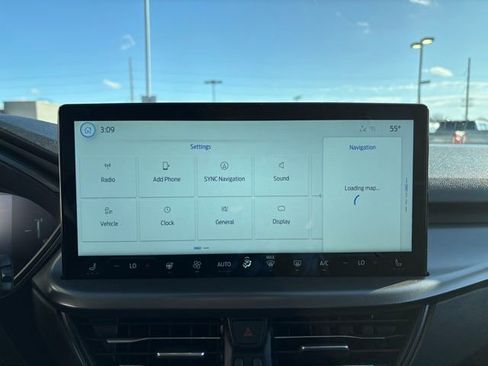 New 2026 Ford Escape SE w/ Class II Trailer Tow Package image 16