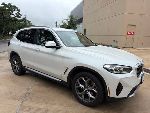 Used 2024 BMW X3 xDrive30i w/ Premium Package AWD/4WD image 4