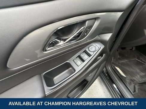 Certified 2023 Chevrolet Traverse LT FWD image 31