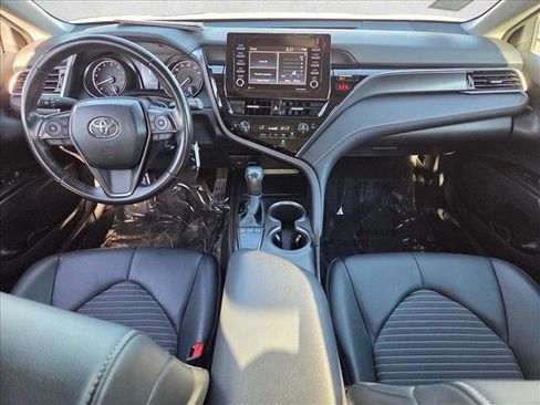 Used 2023 Toyota Camry SE image 17