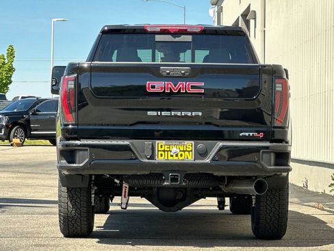 New 2026 GMC Sierra 2500 AT4 w/ AT4 Premium Plus Package AWD/4WD image 5