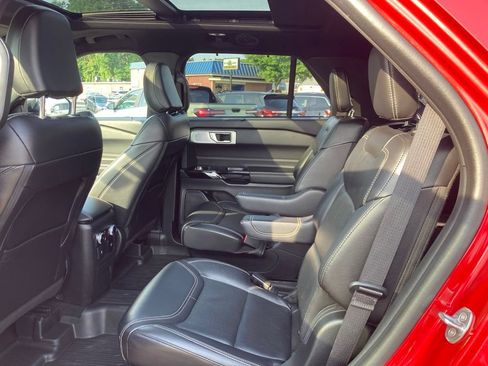 Used 2023 Ford Explorer ST w/ Equipment Group 401A AWD/4WD image 14