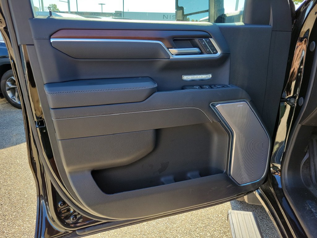 Used 2026 GMC Sierra 1500 Denali w/ Denali Reserve Package AWD/4WD image 19