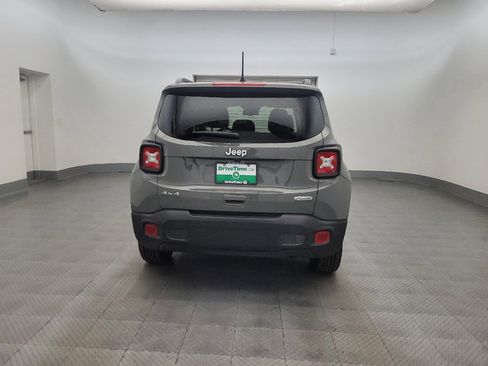 Used 2022 Jeep Renegade Latitude w/ Convenience Group AWD/4WD image 7