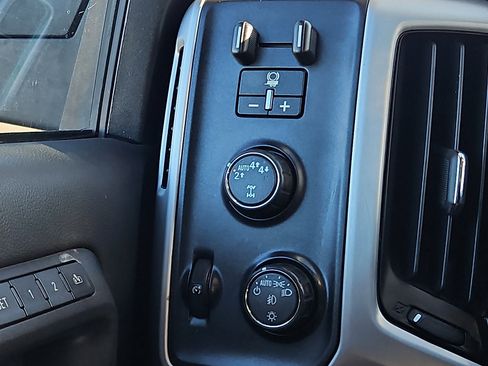 Used 2018 GMC Sierra 1500 SLT w/ SLT Premium Package image 24