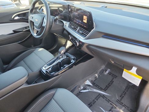 Used 2026 Chevrolet Trax LT w/ Driver Confidence Package FWD image 29