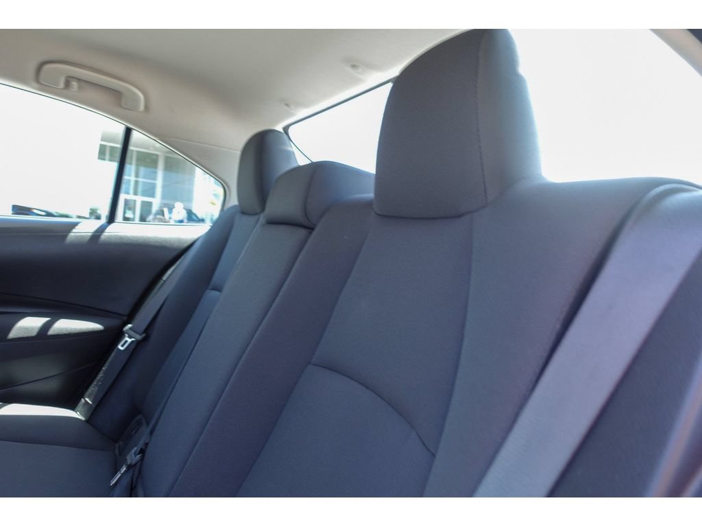 Used 2025 Toyota Corolla LE FWD image 27