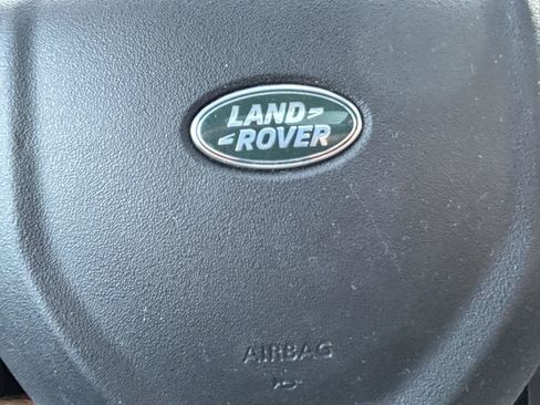 Used 2016 Land Rover Discovery Sport HSE Luxury AWD/4WD image 23