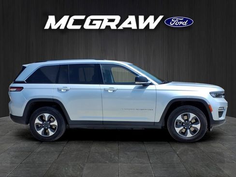 Used 2022 Jeep Grand Cherokee Limited 4xe AWD/4WD image 4