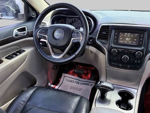 Used 2015 Jeep Grand Cherokee Laredo w/ Quick Order Package 23E RWD image 15
