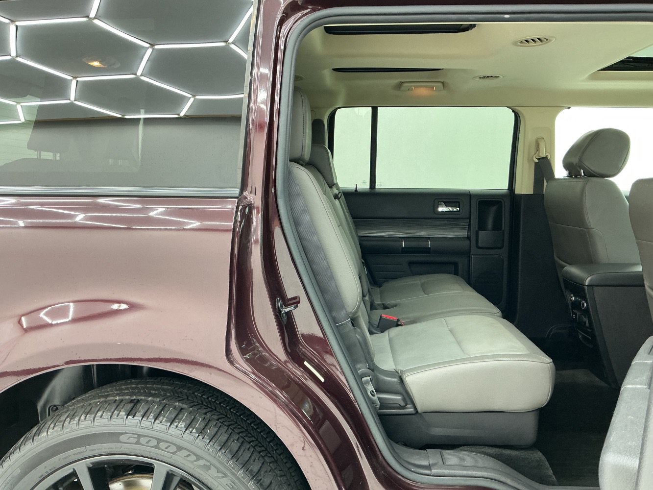 Used 2018 Ford Flex SEL w/ Equipment Group 202A AWD/4WD image 21
