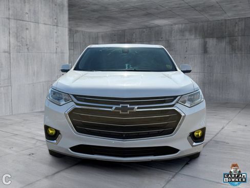 Certified 2021 Chevrolet Traverse Premier w/ LPO, Cargo Package FWD image 5