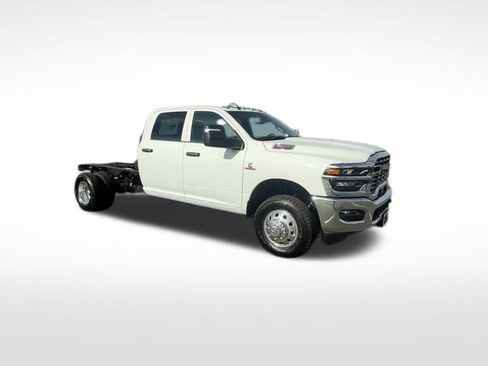 New 2026 RAM 3500 Tradesman w/ Chrome Appearance Group image 37