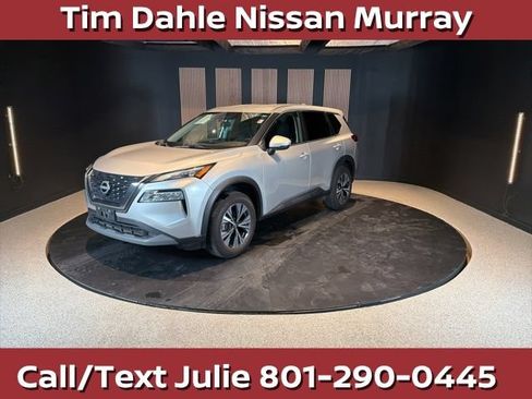 Used 2022 Nissan Rogue SV AWD/4WD image 1