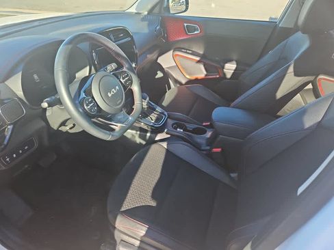 Used 2025 Kia Soul GT-Line FWD image 14