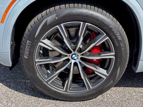 New 2026 BMW X5 xDrive40i w/ M Sport Package AWD/4WD image 8