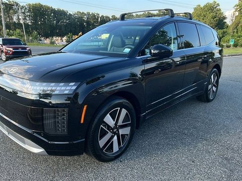 New 2026 Hyundai Ioniq 9 SEL image 3