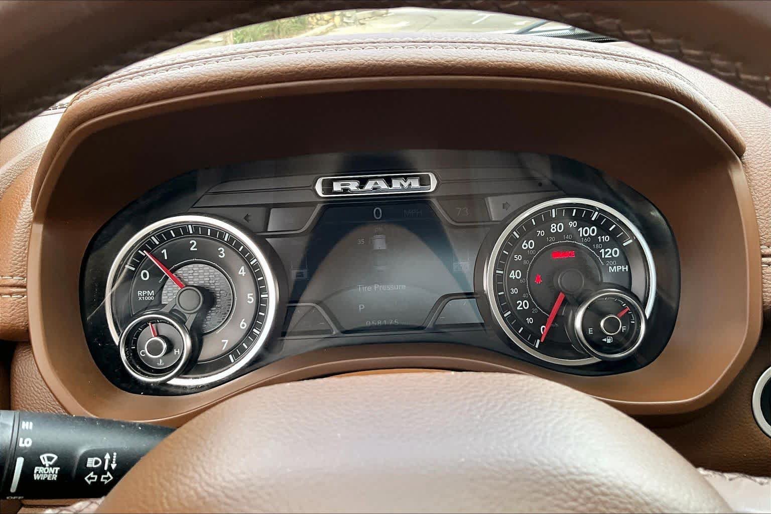 Used 2019 RAM 1500 Laramie AWD/4WD image 23