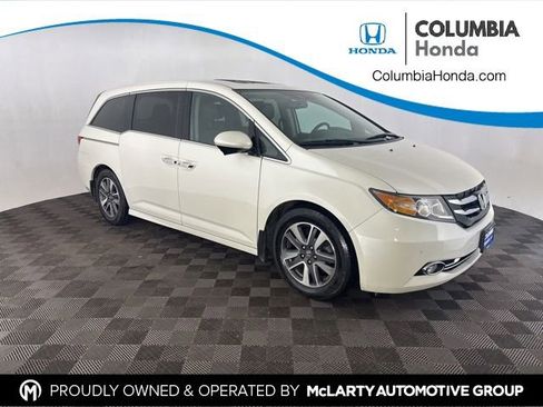 Used 2016 Honda Odyssey Touring image 1