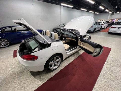 Used 2011 BMW Z4 sDrive30i image 59