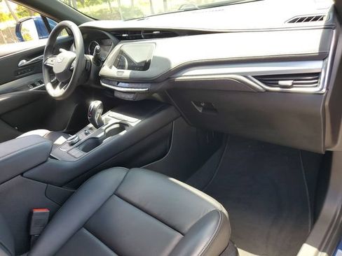 Used 2019 Cadillac XT4 Premium Luxury w/ Driver Awareness Package FWD image 12