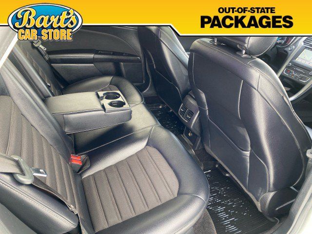 Used 2017 Ford Fusion SE w/ Equipment Group 201A FWD image 12