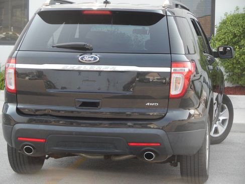 Used 2014 Ford Explorer 4WD image 17