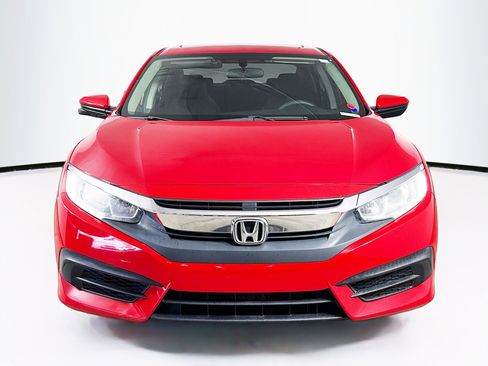 Used 2017 Honda Civic EX image 3