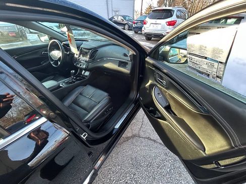 Used 2019 Chevrolet Impala Premier w/ Premier Confidence Package image 8