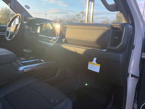 New 2026 Chevrolet Silverado 1500 RST w/ Dark Appearance Package image 15