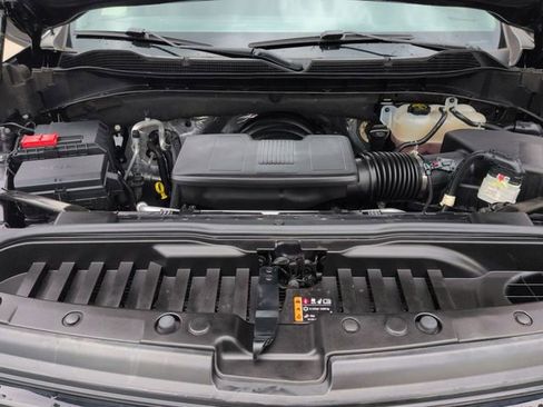 Used 2024 Chevrolet Silverado 1500 LT Trail Boss w/ Convenience Package II image 33