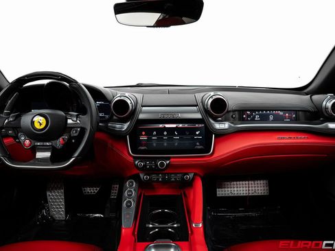 Used 2020 Ferrari GTC4Lusso image 27