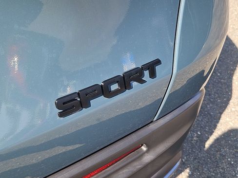 Used 2024 Honda HR-V Sport image 11