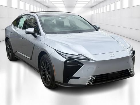 New 2026 Lexus ES 350e FWD image 3