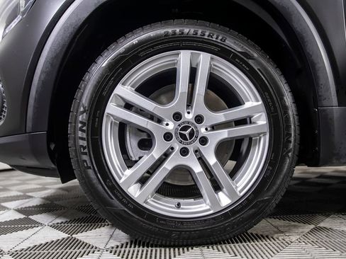 Used 2020 Mercedes-Benz GLB 250 4MATIC image 37