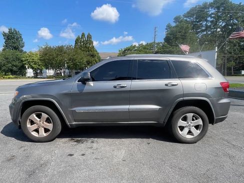 Used 2012 Jeep Grand Cherokee Laredo AWD/4WD image 3