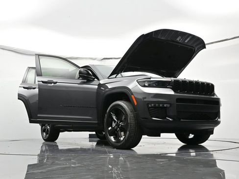 New 2025 Jeep Grand Cherokee L Limited image 61